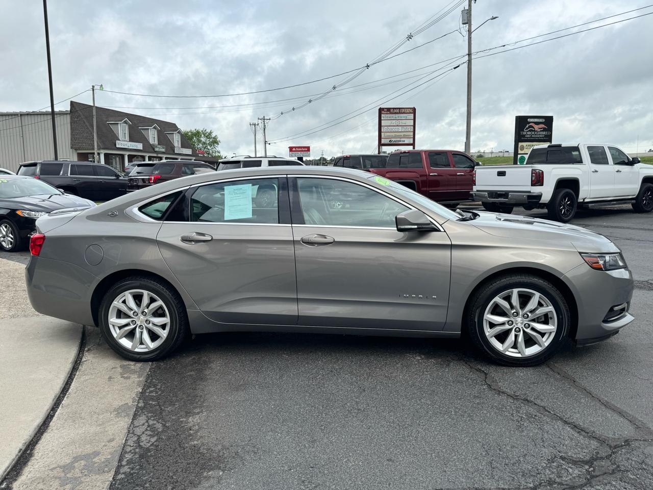 Chevrolet Impala 4dr Sdn LT w/1LT 2018