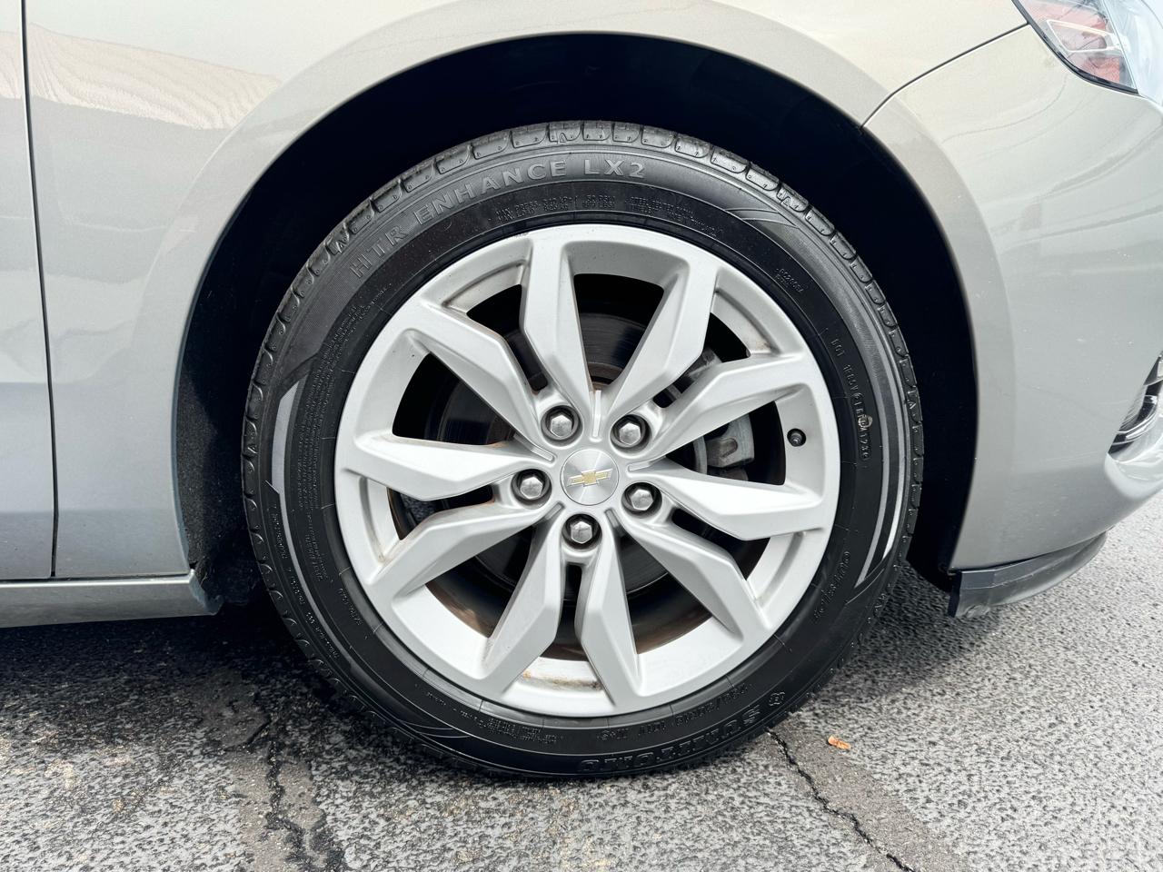 Chevrolet Impala 4dr Sdn LT w/1LT 2018