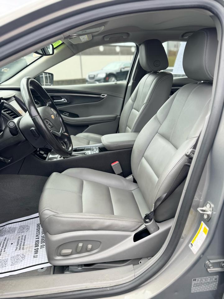 Chevrolet Impala 4dr Sdn LT w/1LT 2018