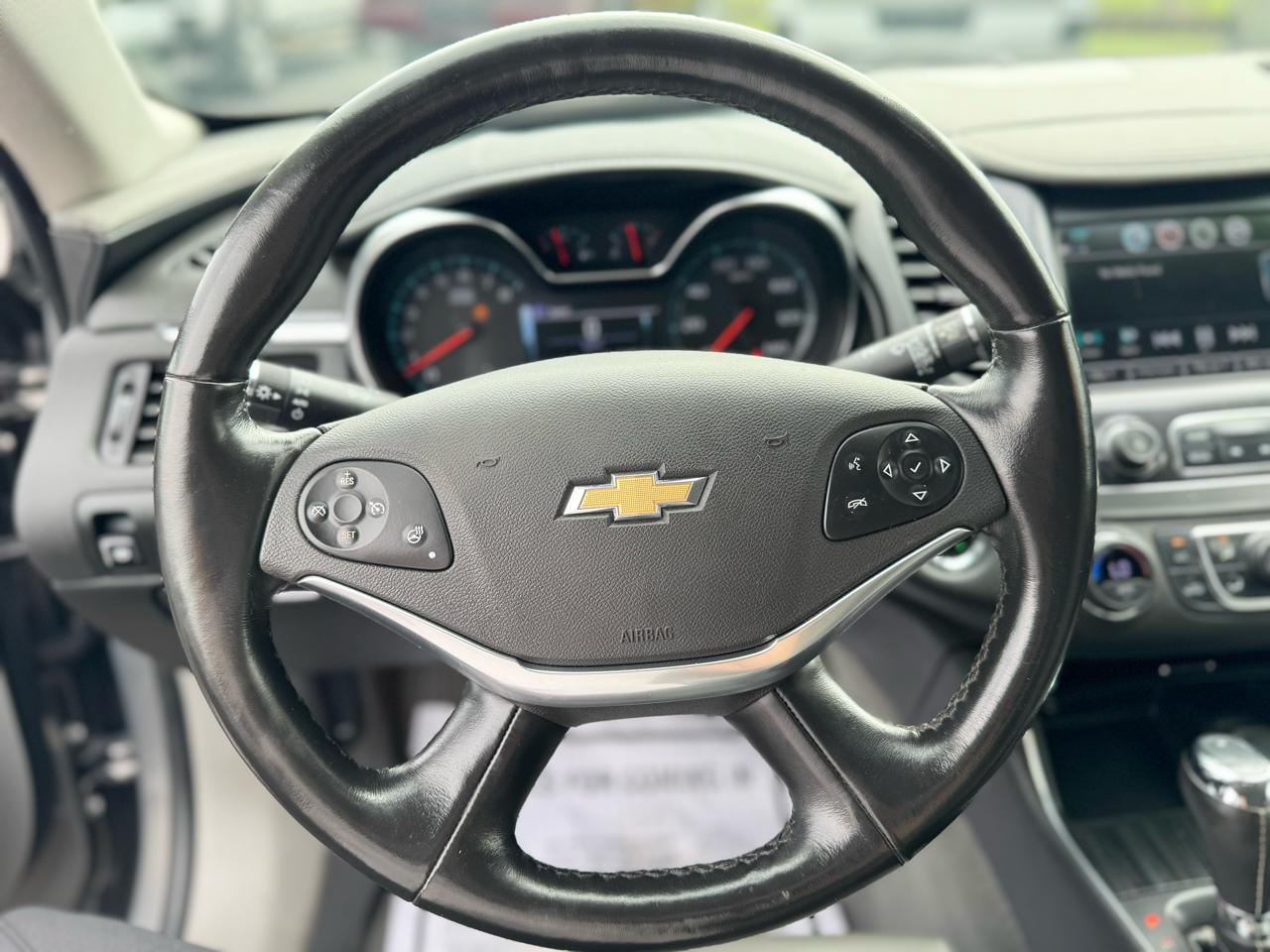 Chevrolet Impala 4dr Sdn LT w/1LT 2018