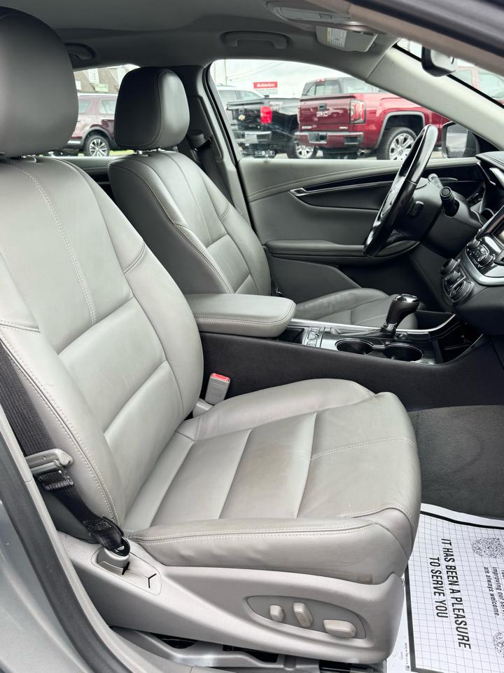 Chevrolet Impala 4dr Sdn LT w/1LT 2018