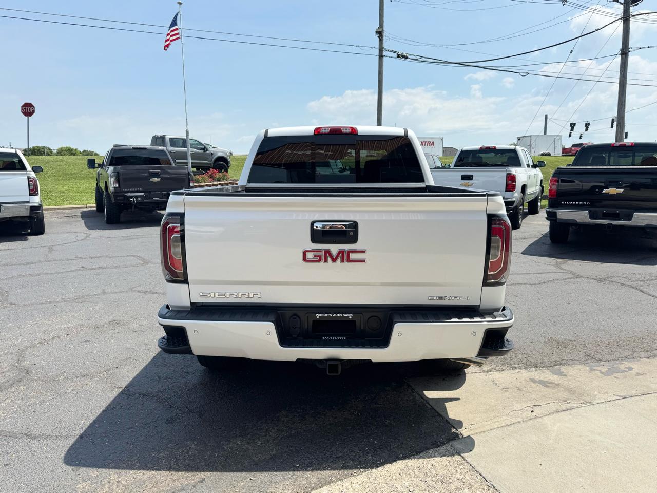 GMC Sierra 1500 4WD Crew Cab 143.5" Denali 2018