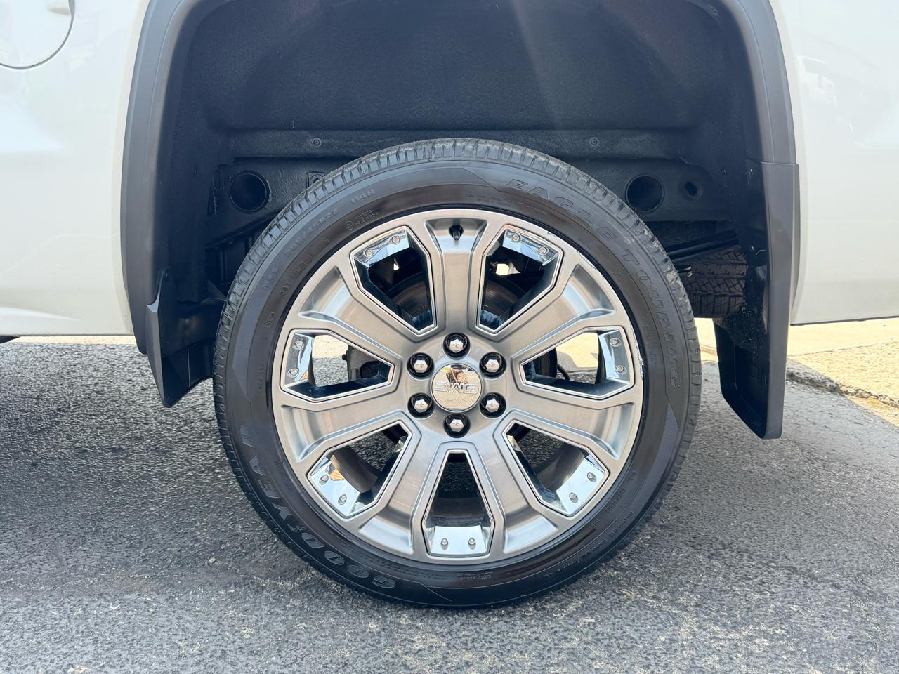 GMC Sierra 1500 4WD Crew Cab 143.5" Denali 2018