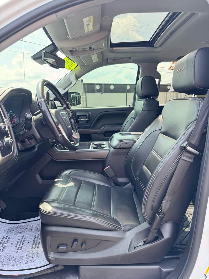 GMC Sierra 1500 4WD Crew Cab 143.5" Denali 2018