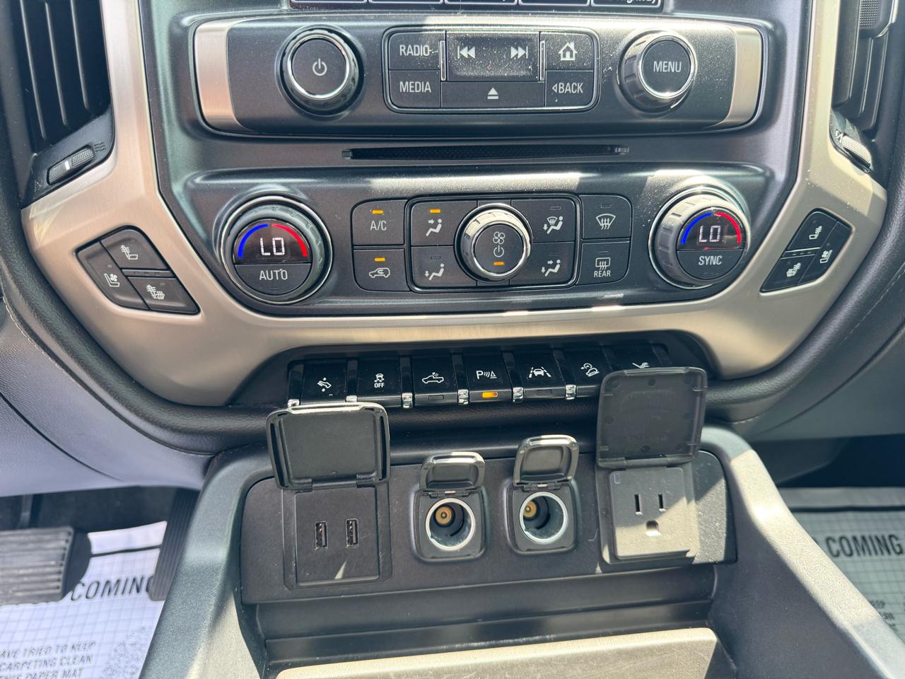 GMC Sierra 1500 4WD Crew Cab 143.5" Denali 2018