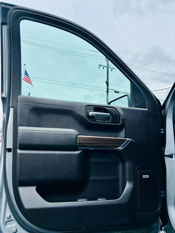 Chevrolet Silverado 1500 4WD Crew Cab 147" RST 2019