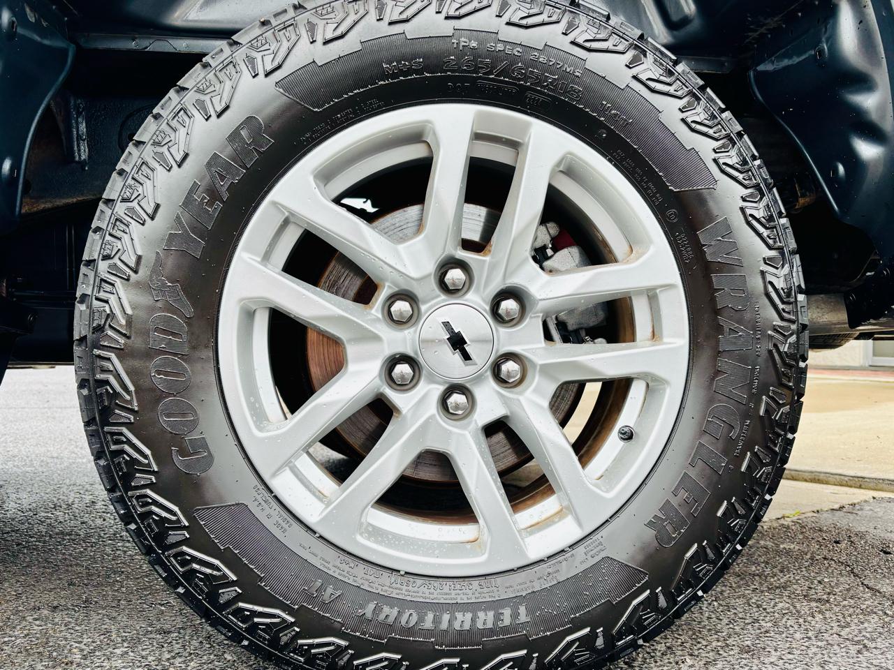 Chevrolet Silverado 1500 4WD Crew Cab 147" RST 2019