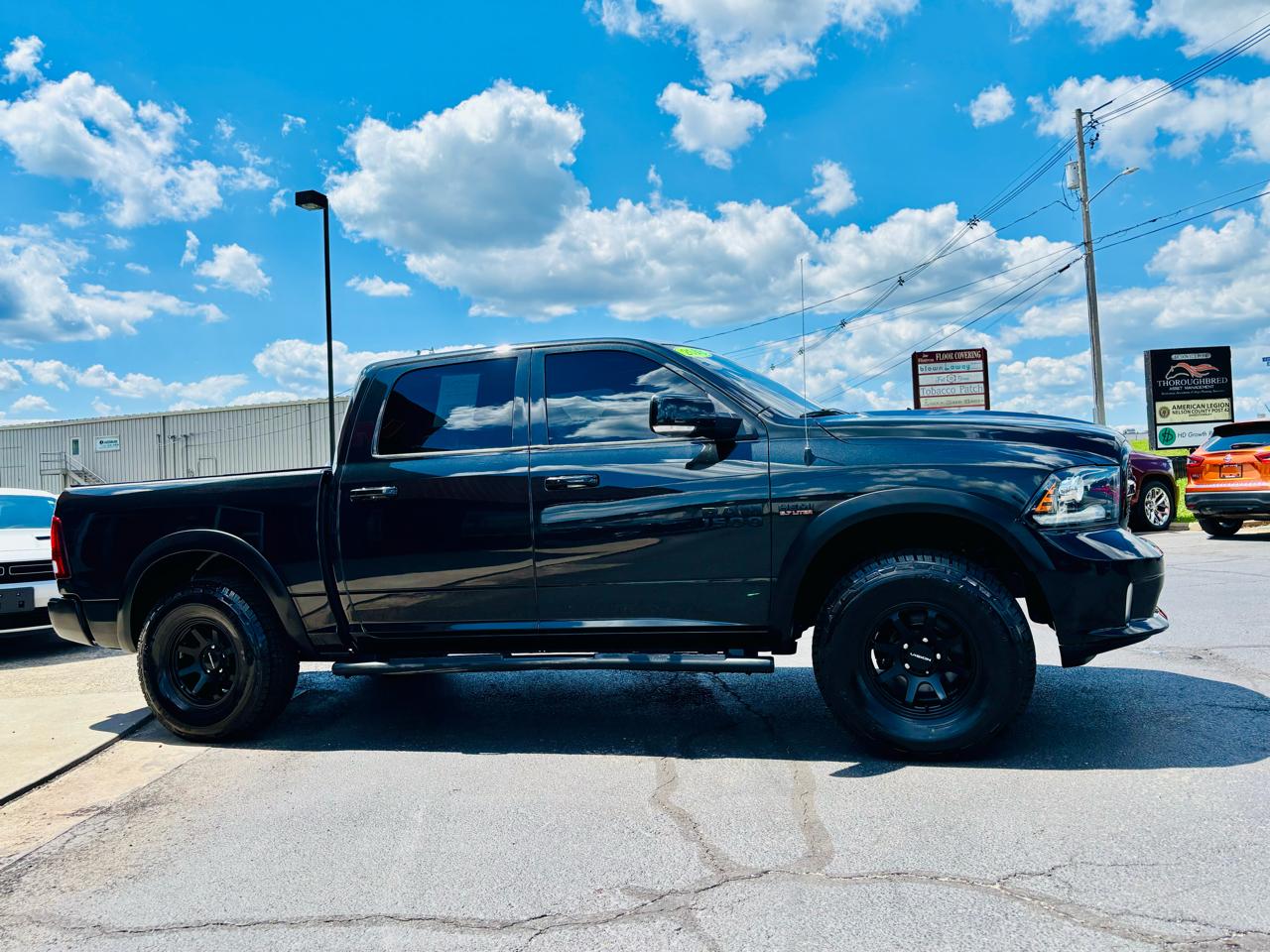 RAM 1500 Night 4x4 Crew Cab 5'7" Box *Ltd Avail* 2018