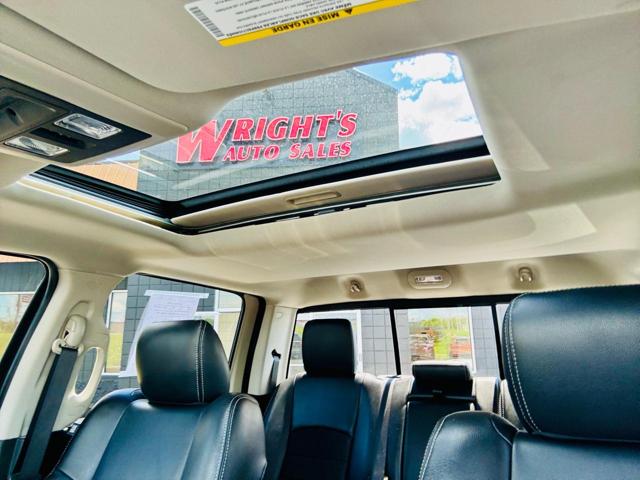 RAM 1500 Night 4x4 Crew Cab 5'7" Box *Ltd Avail* 2018
