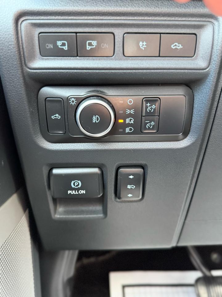 Ford F-150 4WD SuperCrew 145" FX4 2021