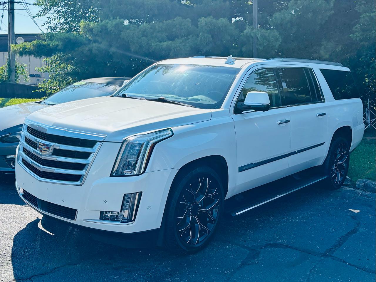 2018 Cadillac Escalade ESV 4WD 4dr Premium Luxury