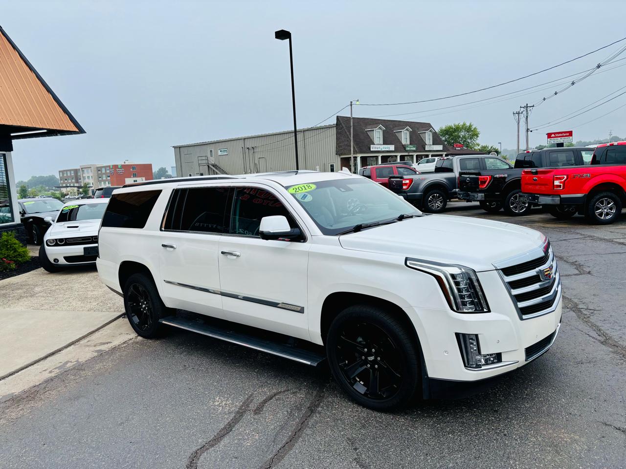 Cadillac Escalade ESV 4WD 4dr Premium Luxury 2018
