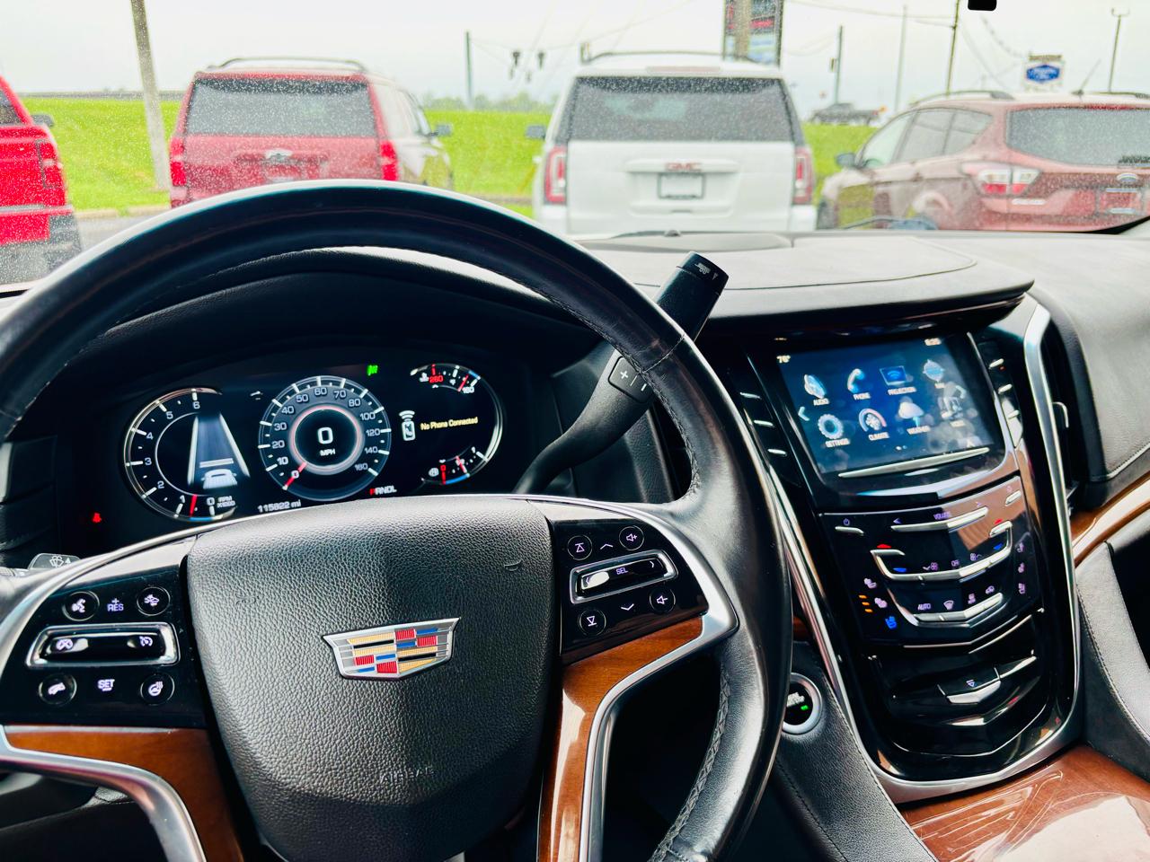 Cadillac Escalade ESV 4WD 4dr Premium Luxury 2018