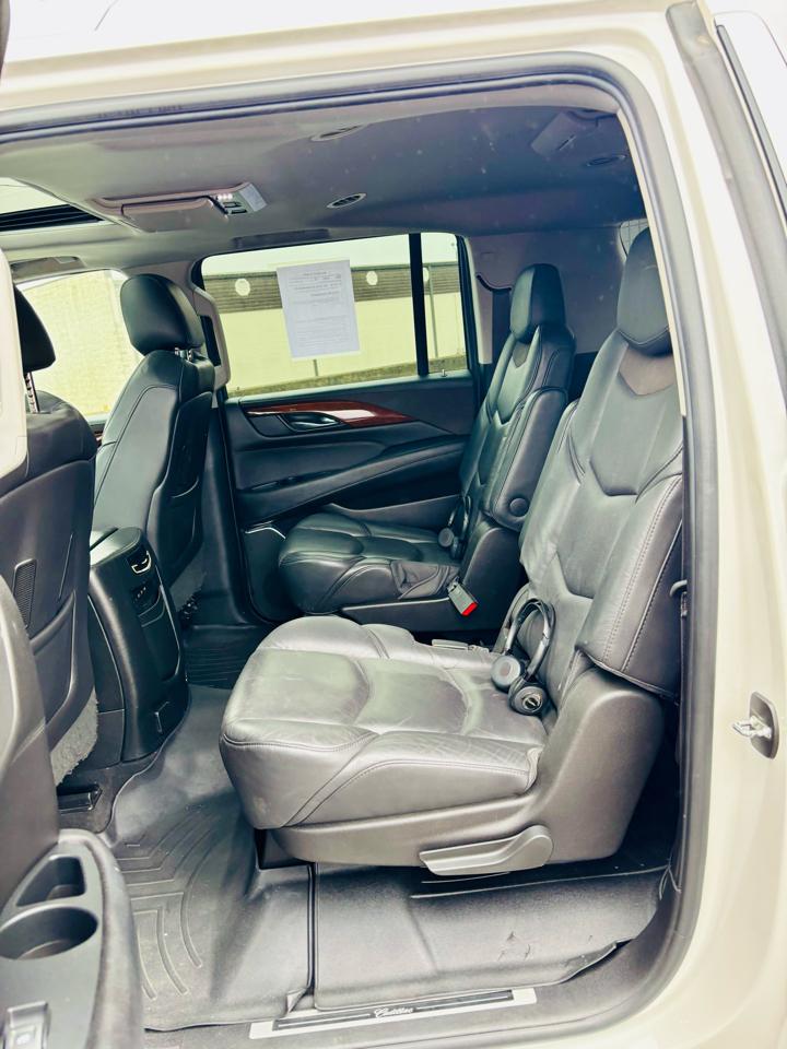 Cadillac Escalade ESV 4WD 4dr Premium Luxury 2018