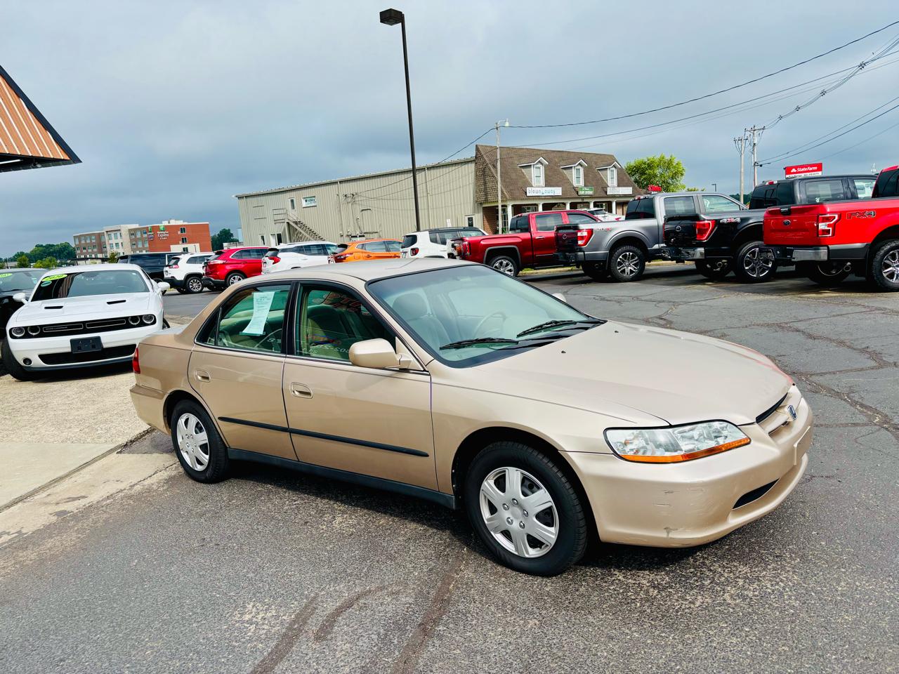 Honda Accord Sdn 4dr Sdn LX Auto ULEV 2000