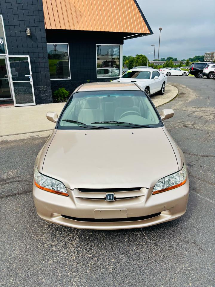 Honda Accord Sdn 4dr Sdn LX Auto ULEV 2000