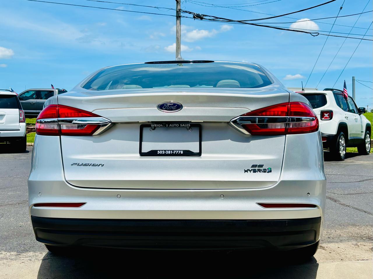 Ford Fusion Hybrid SE FWD 2019