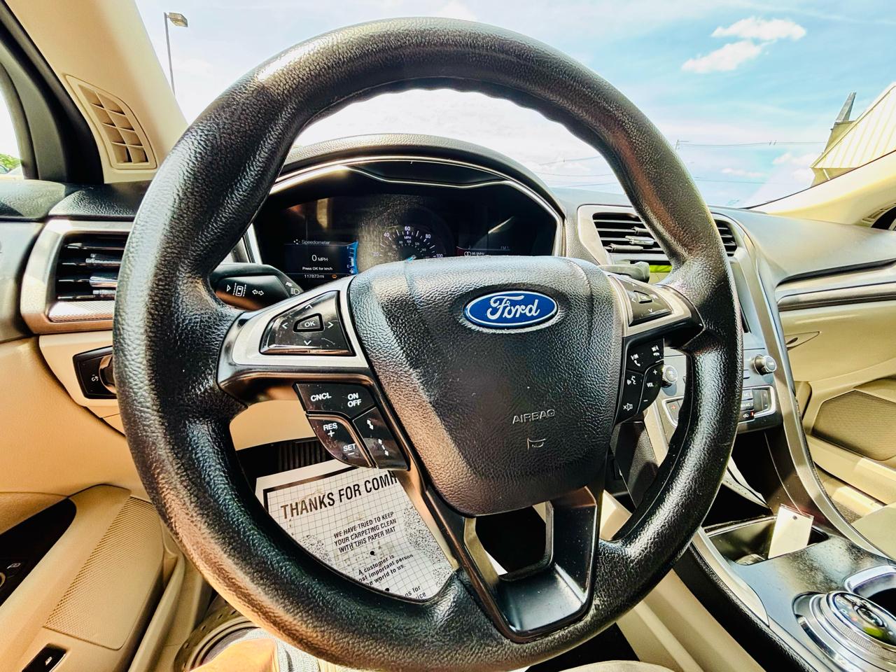 Ford Fusion Hybrid SE FWD 2019
