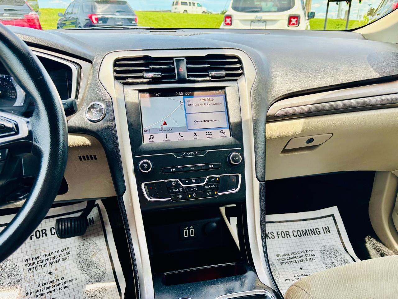 Ford Fusion Hybrid SE FWD 2019