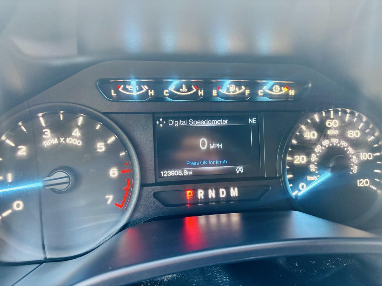 Ford F-150 4WD SuperCab 133" STX 2020