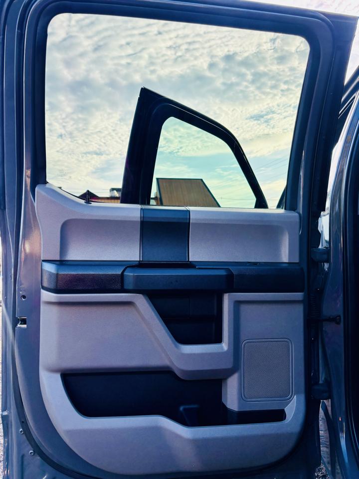 Ford F-150 4WD SuperCab 133" STX 2020