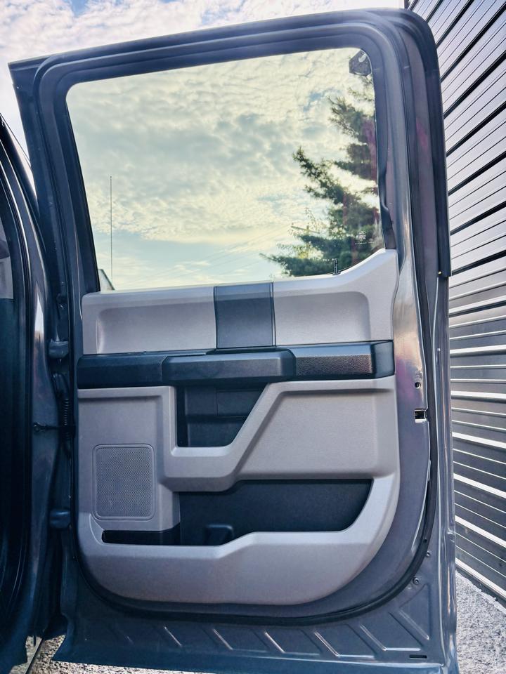 Ford F-150 4WD SuperCab 133" STX 2020