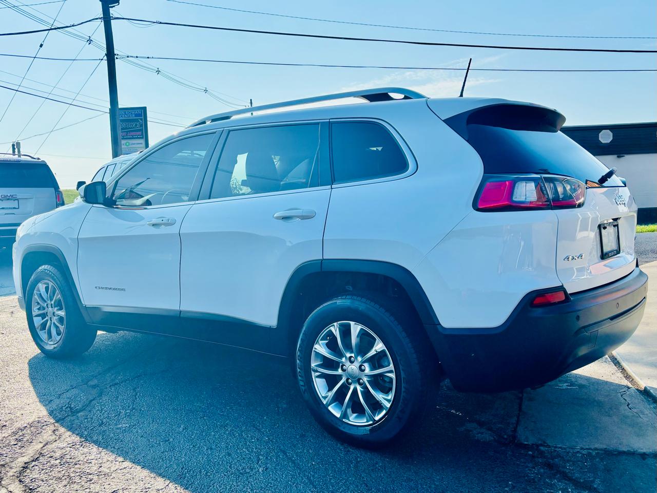 Jeep Cherokee Latitude Plus 4x4 2020