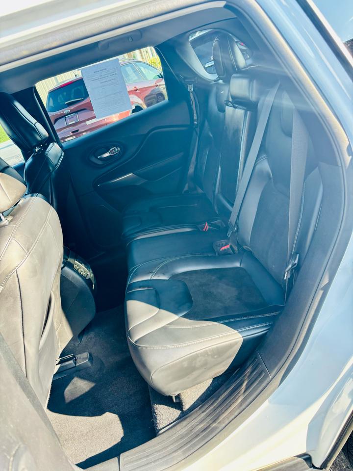 Jeep Cherokee Latitude Plus 4x4 2020