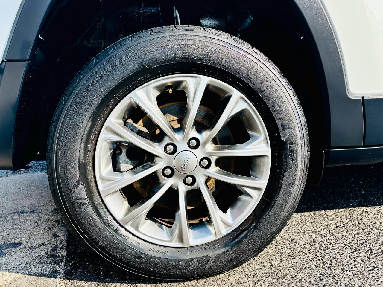 Jeep Cherokee Latitude Plus 4x4 2020