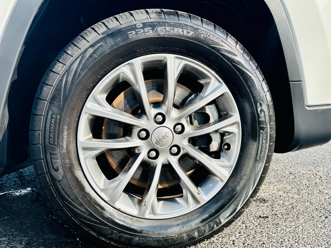 Jeep Cherokee Latitude Plus 4x4 2020