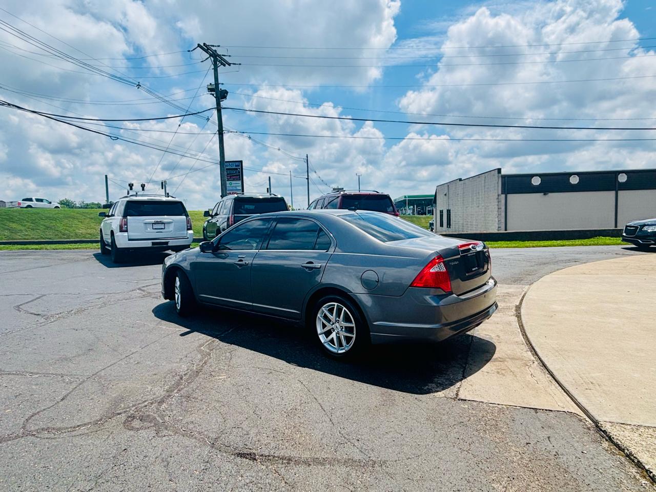 Ford Fusion 4dr Sdn SEL FWD 2011