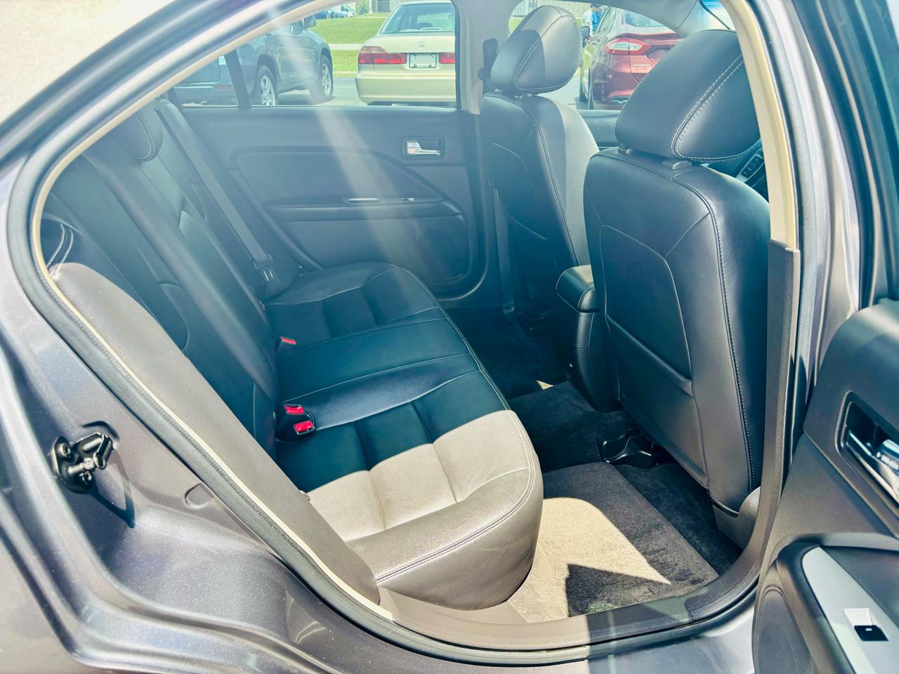 Ford Fusion 4dr Sdn SEL FWD 2011
