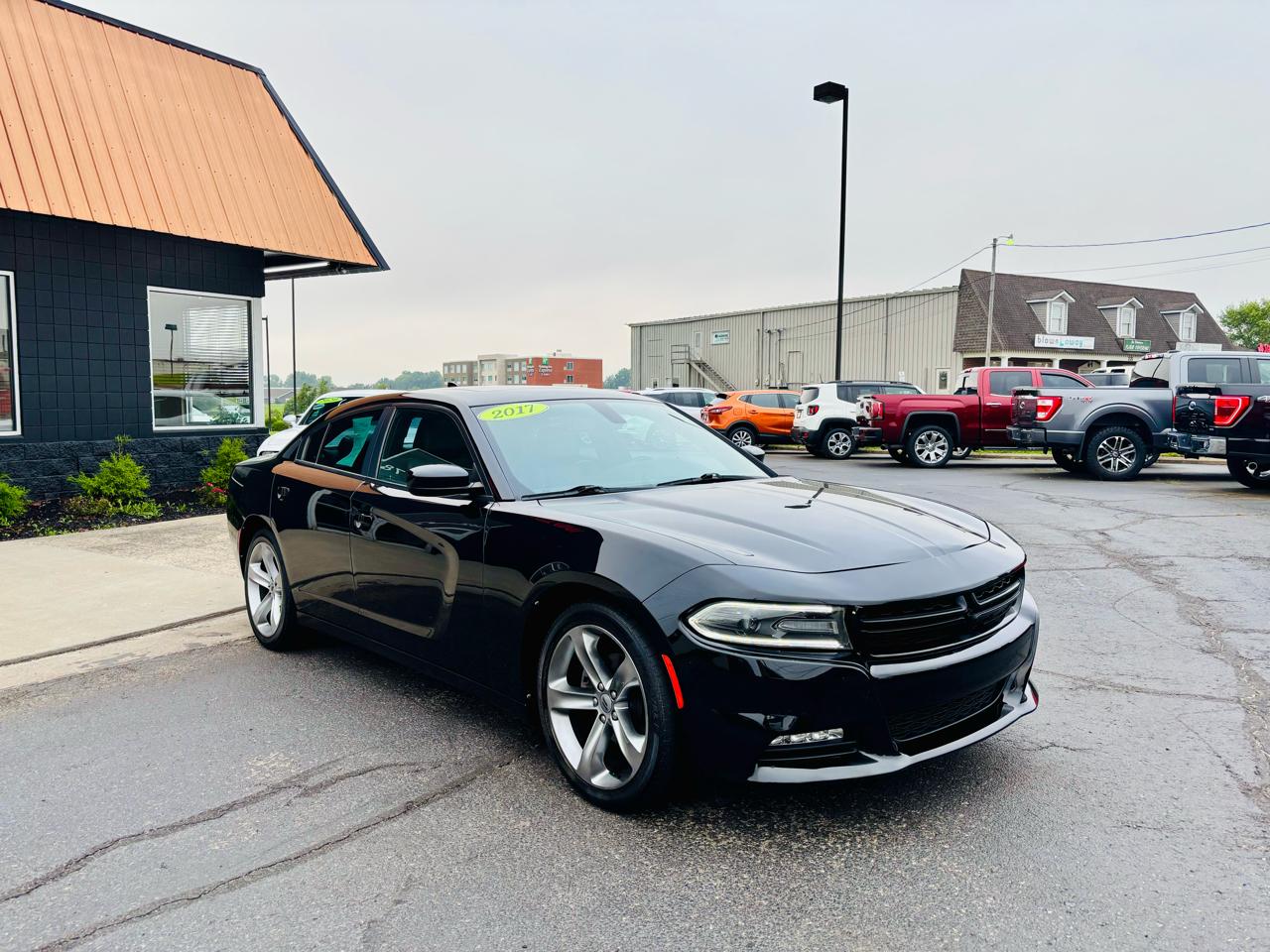 Dodge Charger SXT RWD 2017