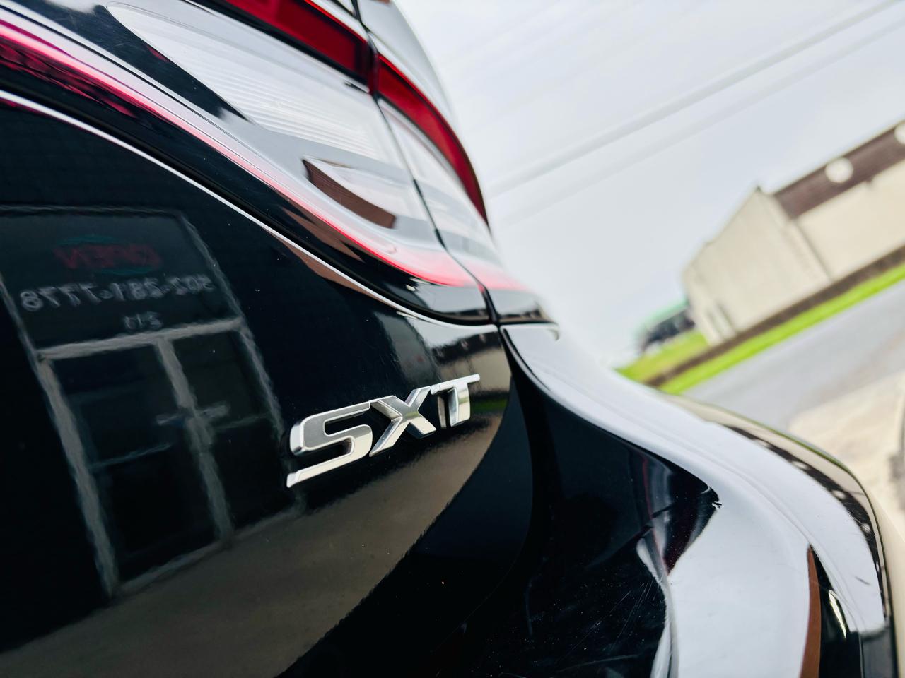 Dodge Charger SXT RWD 2017