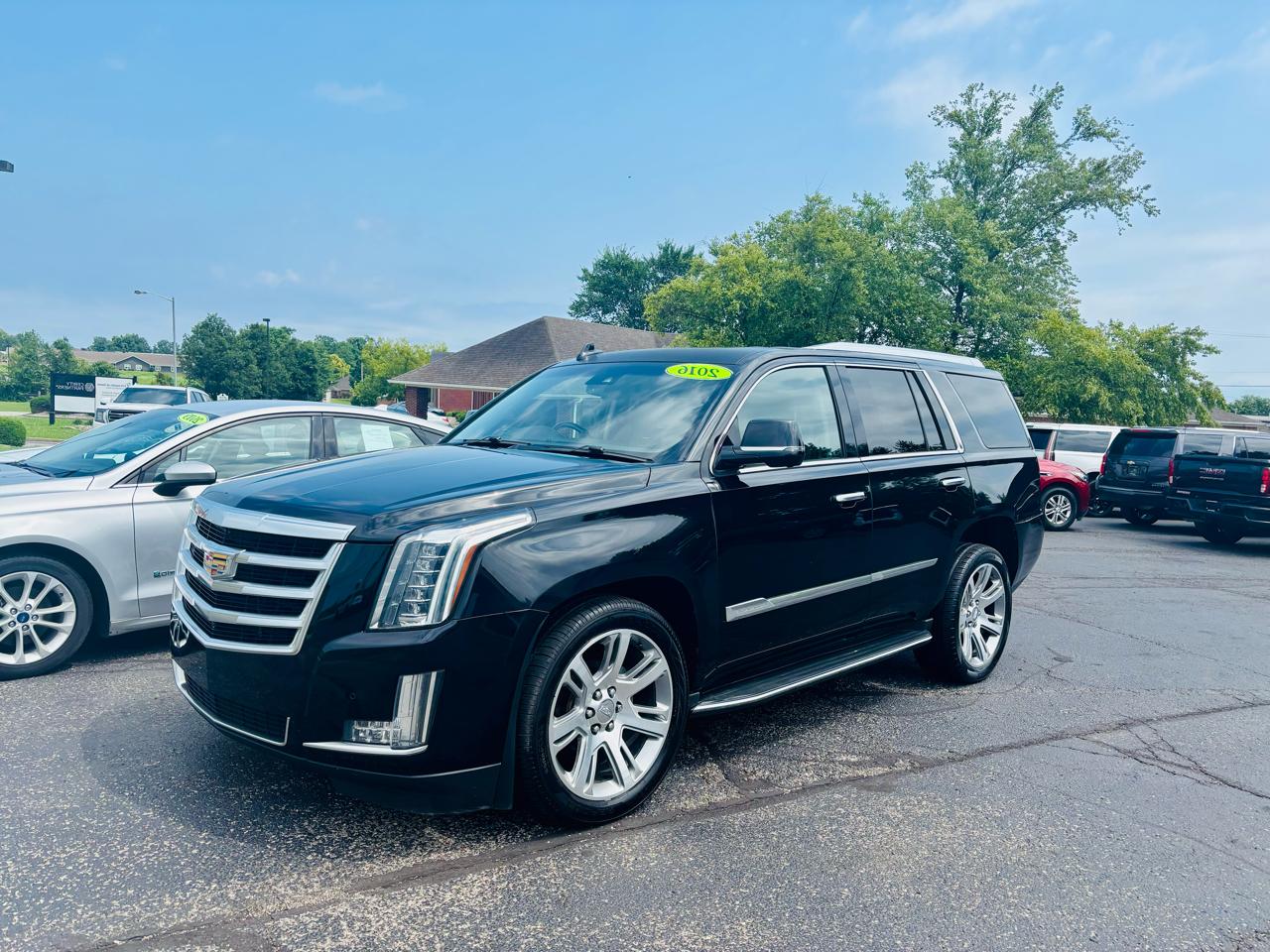 2016 Cadillac Escalade 4WD 4dr Luxury Collection