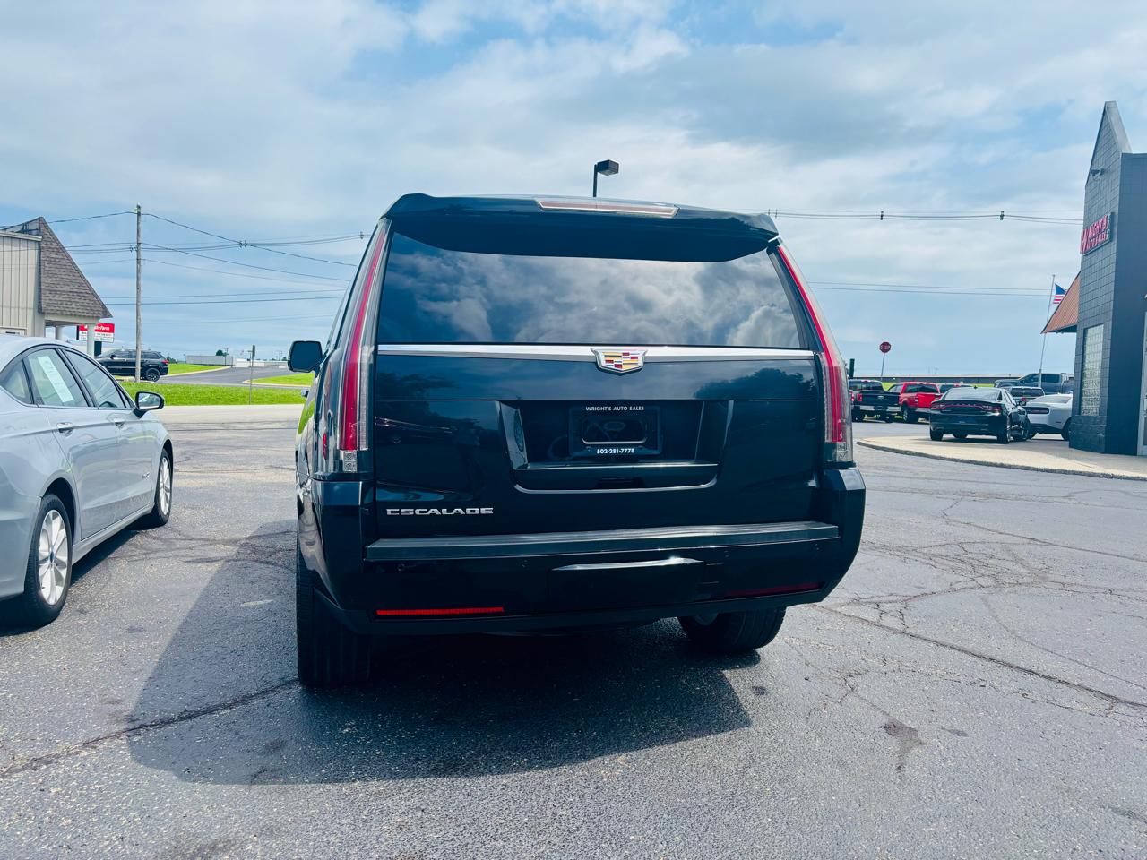Cadillac Escalade 4WD 4dr Luxury Collection 2016