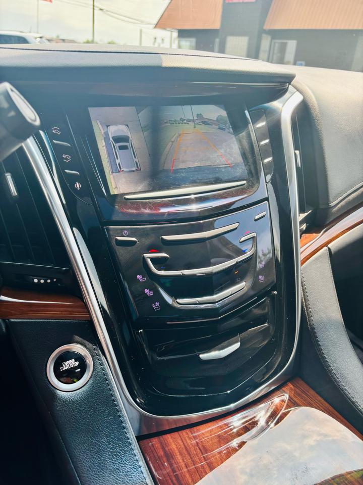 Cadillac Escalade 4WD 4dr Luxury Collection 2016