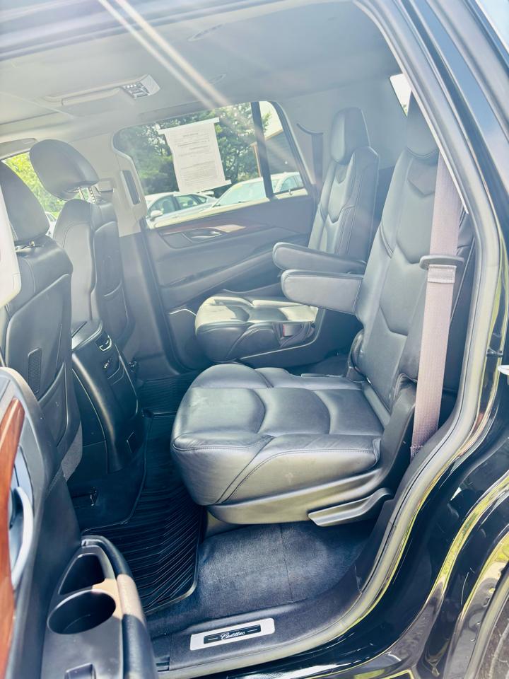 Cadillac Escalade 4WD 4dr Luxury Collection 2016