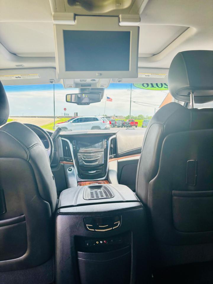 Cadillac Escalade 4WD 4dr Luxury Collection 2016