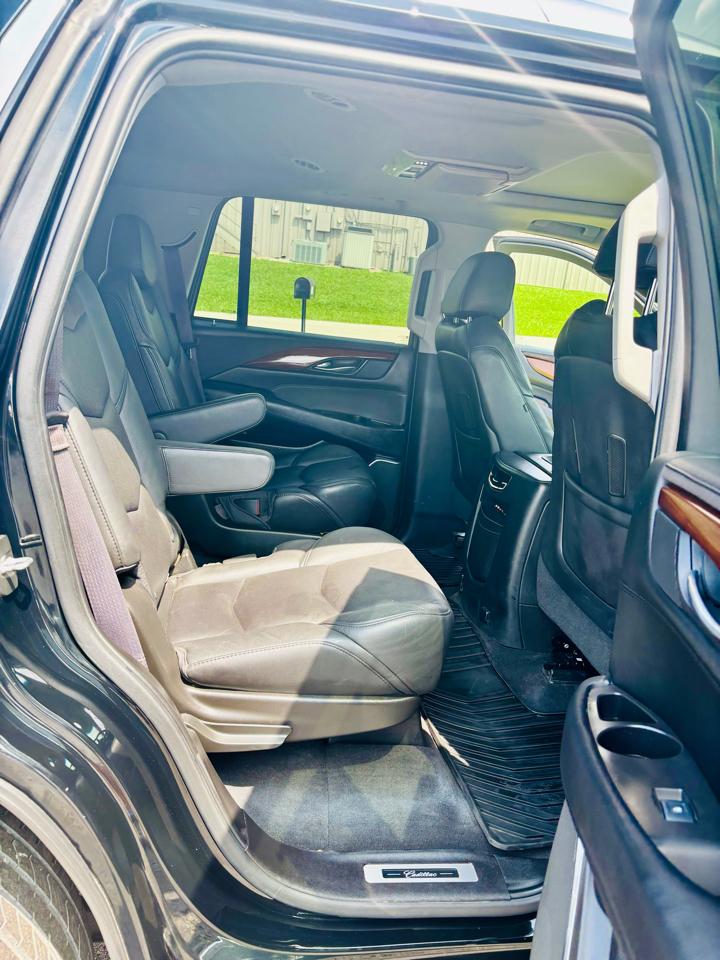Cadillac Escalade 4WD 4dr Luxury Collection 2016