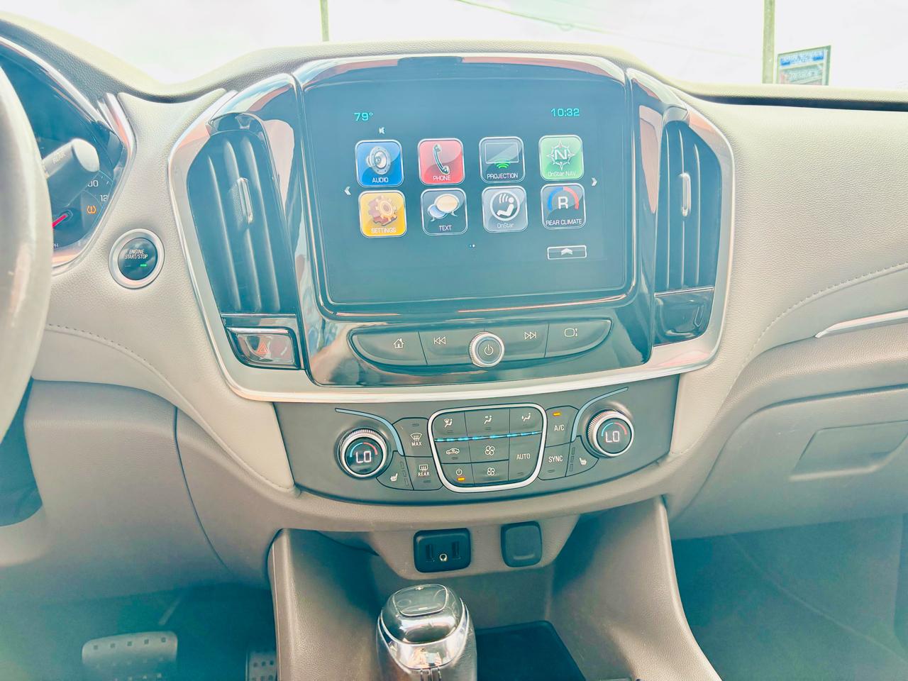 Chevrolet Traverse AWD 4dr LT Cloth w/1LT 2019