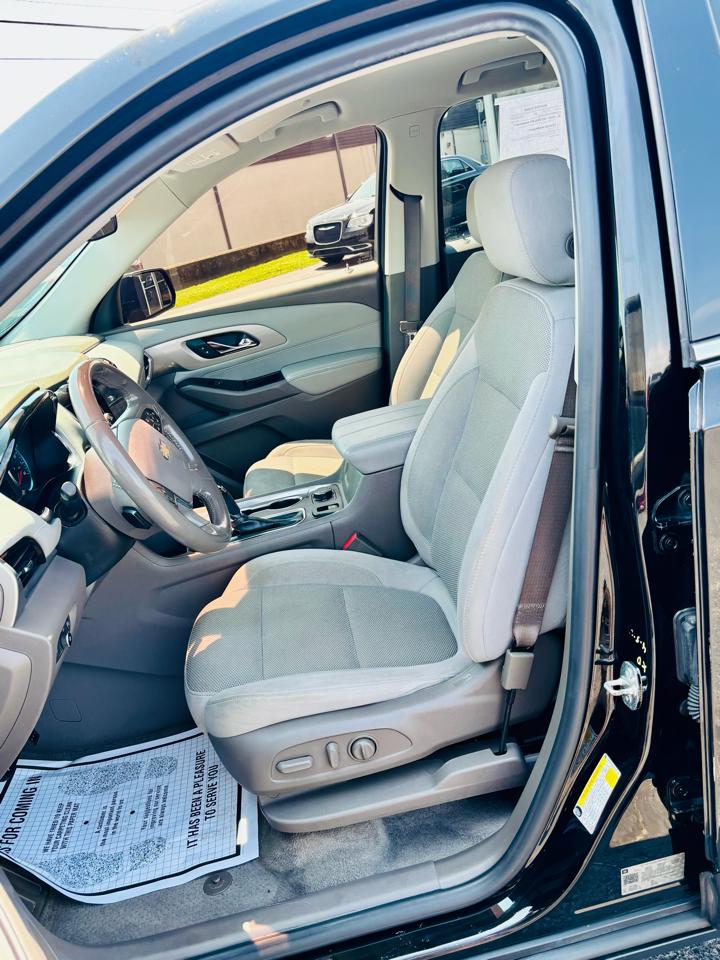 Chevrolet Traverse AWD 4dr LT Cloth w/1LT 2019