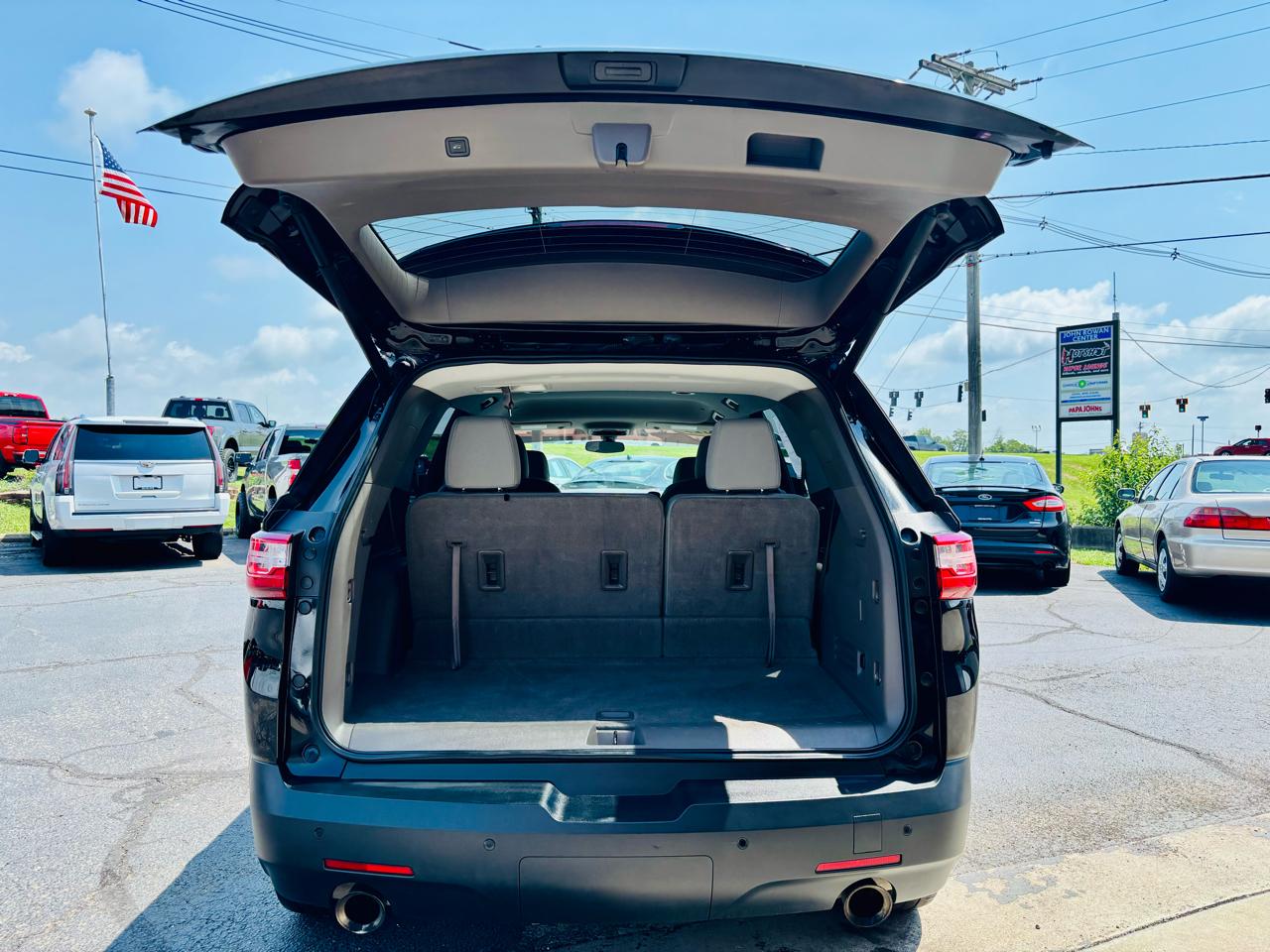 Chevrolet Traverse AWD 4dr LT Cloth w/1LT 2019