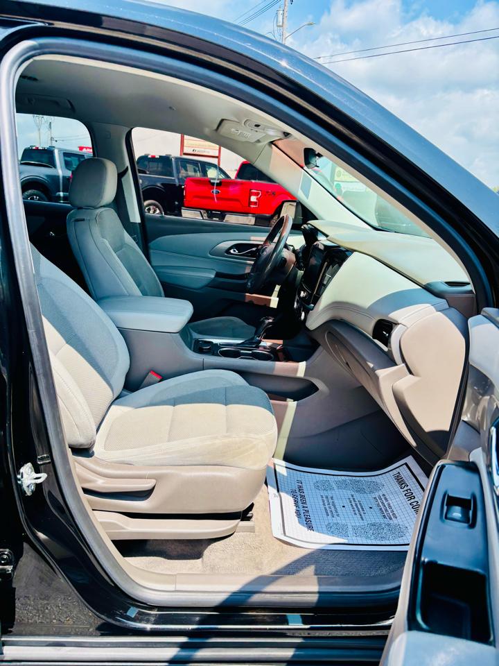 Chevrolet Traverse AWD 4dr LT Cloth w/1LT 2019