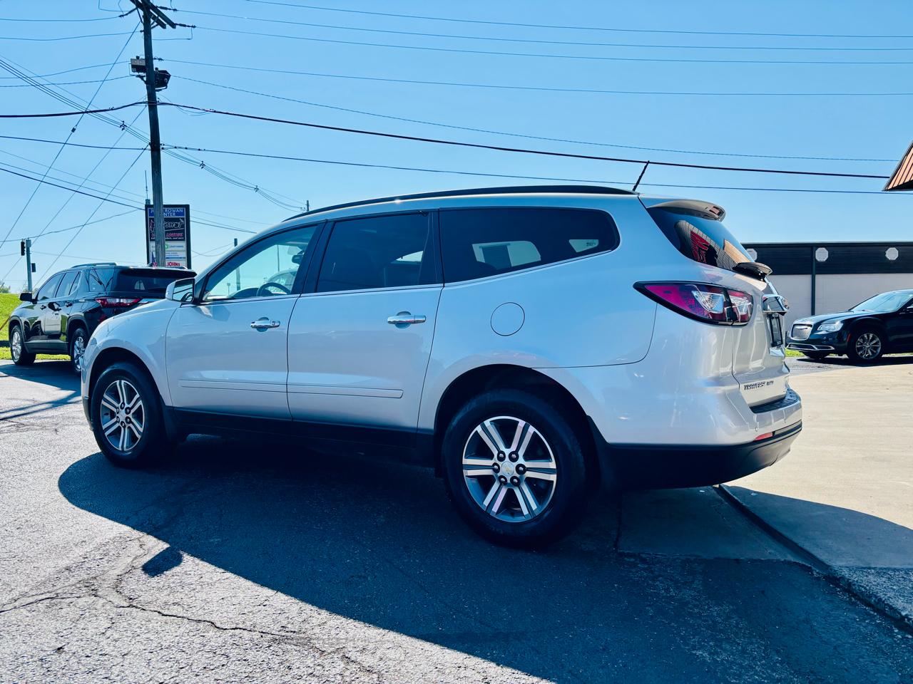 Chevrolet Traverse AWD 4dr LT w/1LT 2017