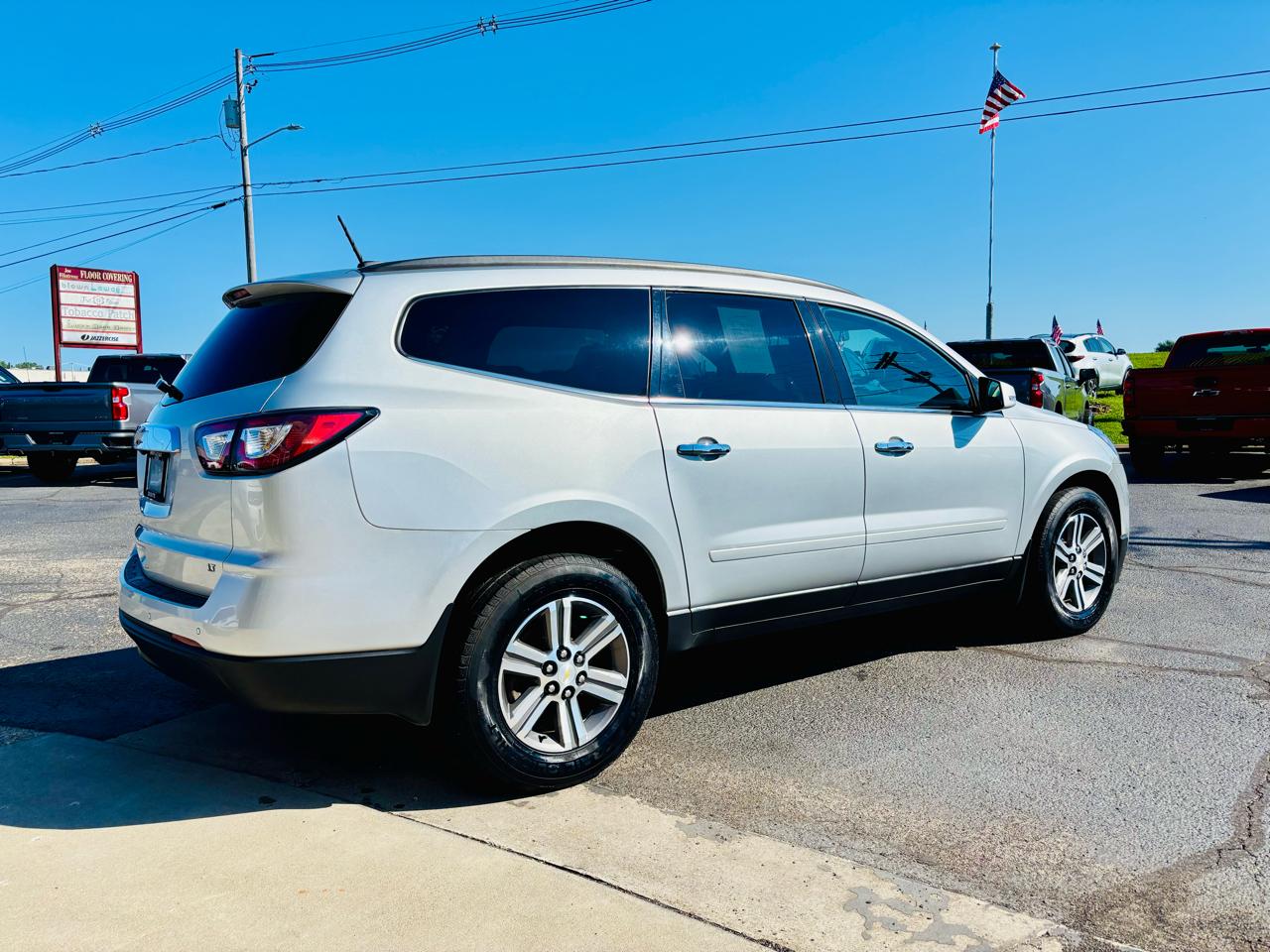 Chevrolet Traverse AWD 4dr LT w/1LT 2017