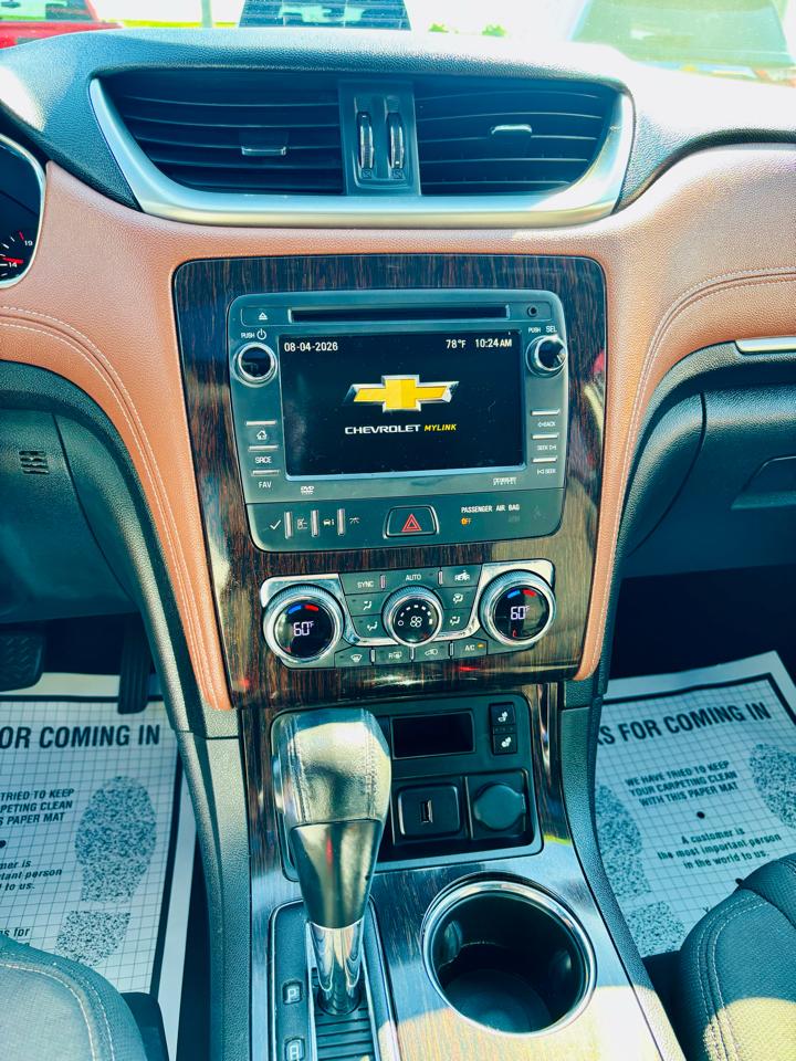 Chevrolet Traverse AWD 4dr LT w/1LT 2017