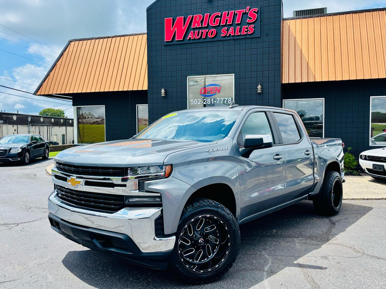 Chevrolet Silverado 1500 4WD Crew Cab 147" LT 2020