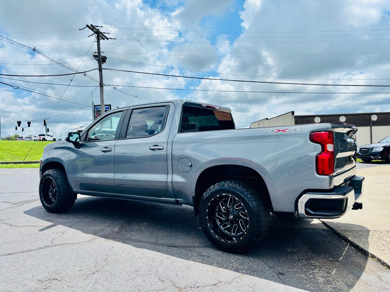 Chevrolet Silverado 1500 4WD Crew Cab 147" LT 2020