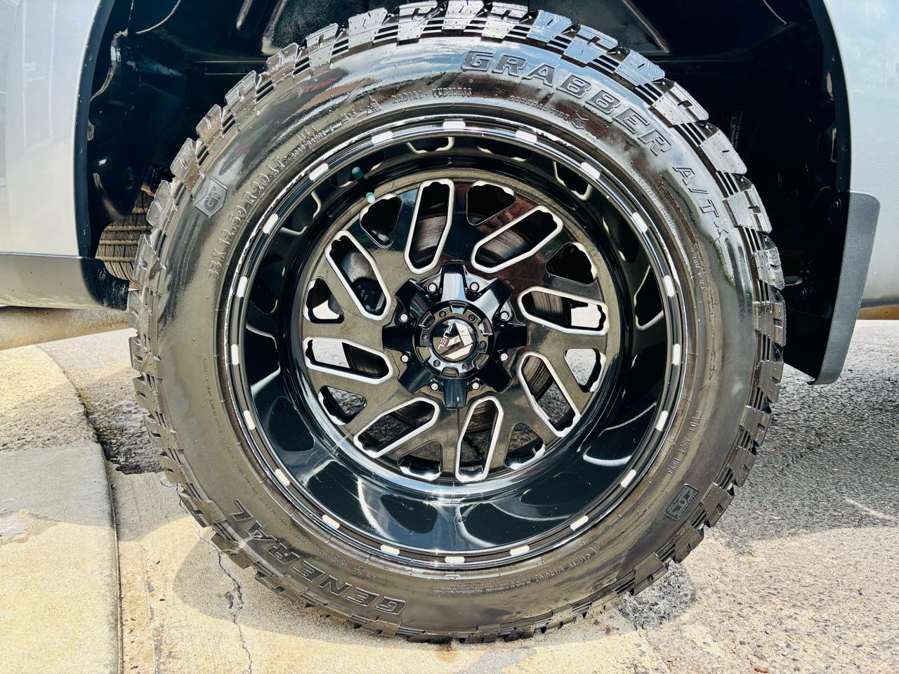 Chevrolet Silverado 1500 4WD Crew Cab 147" LT 2020